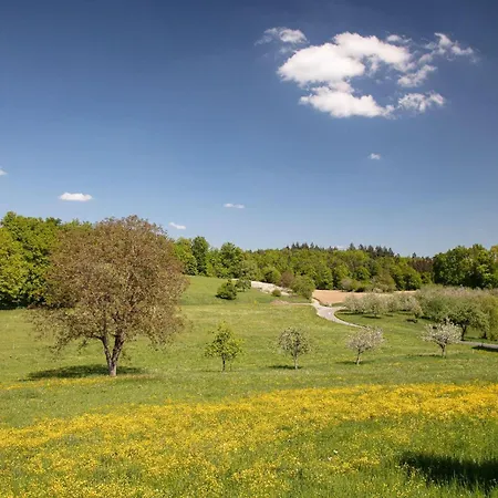 Апартаменты Lichterfunkeln Fuer Junge Paare Mit Panorama-seeblick